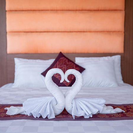 Adipana Bungalow-Balinese Room Ubud Dış mekan fotoğraf